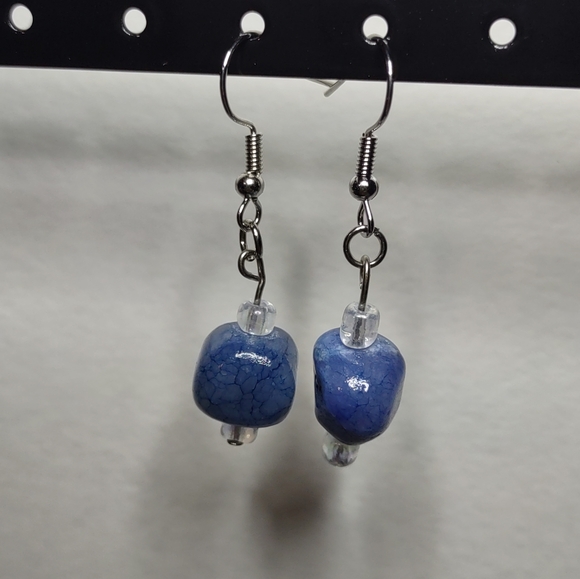 Winter Blue  Quartz Earrings - Picture 3 of 9